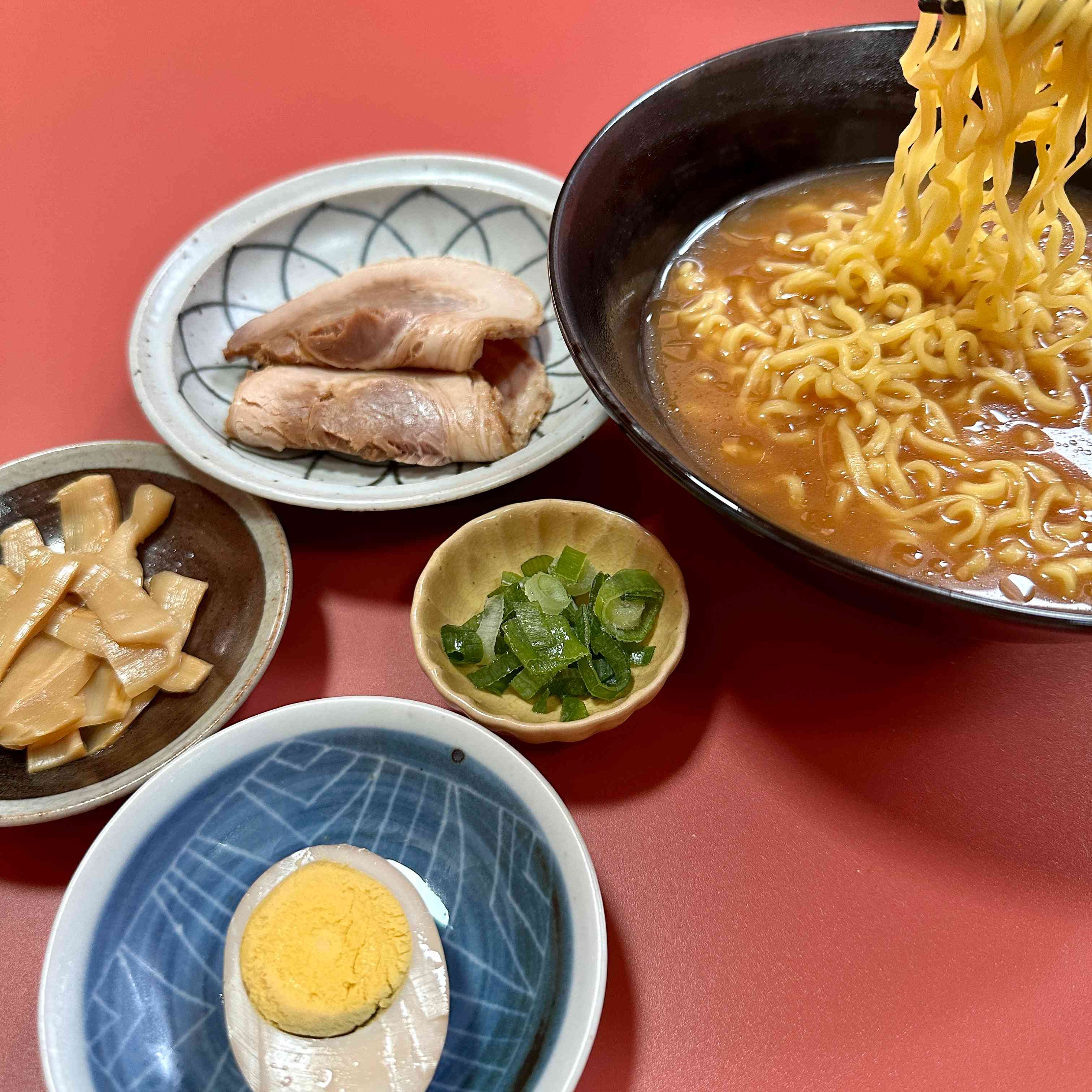 【NISSIN】This is definitely a delicious one!　Rich Miso Flavor　1bag　97ｇ（Bagged noodles）