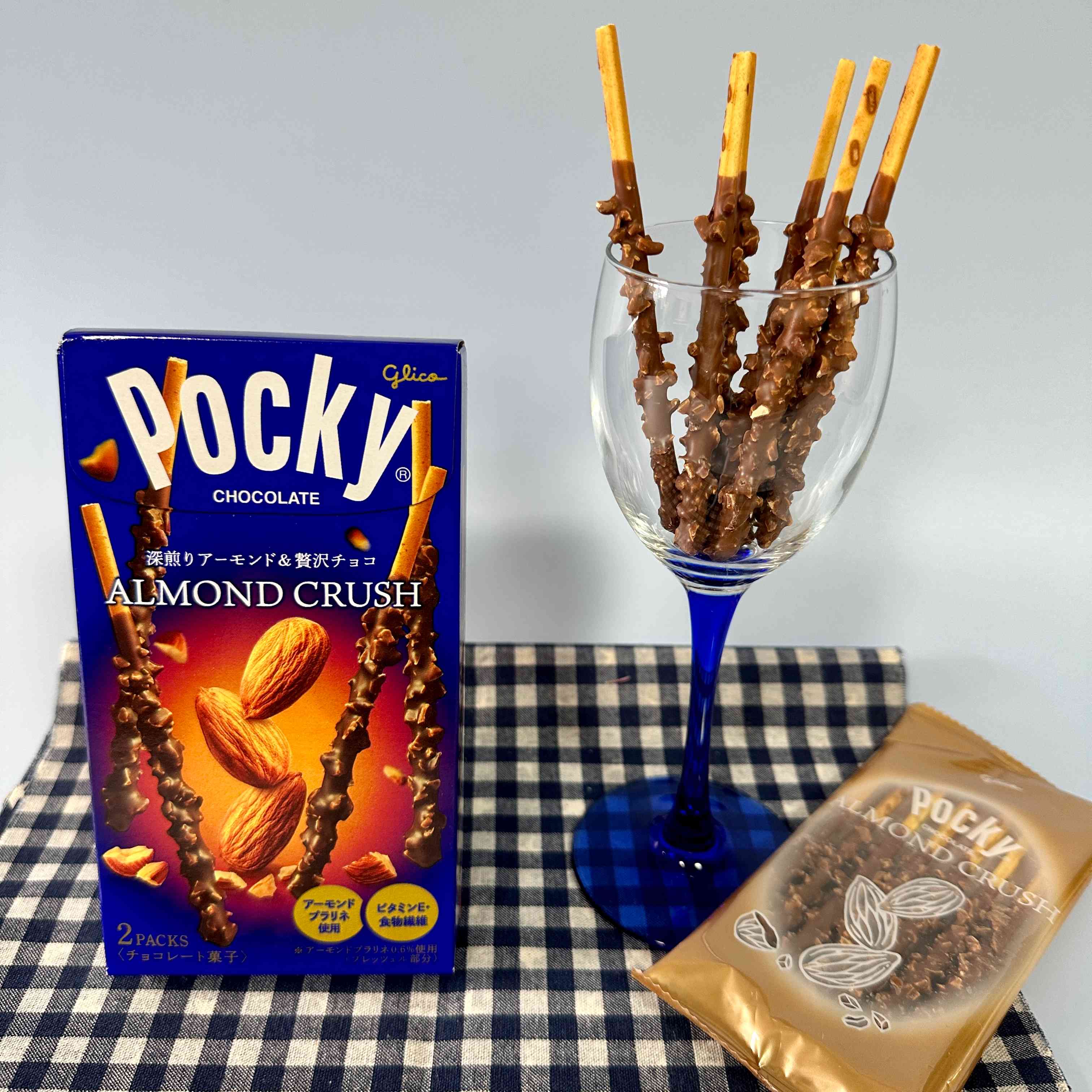 【glico】Pocky Almond Crush　1piece　66ｇ