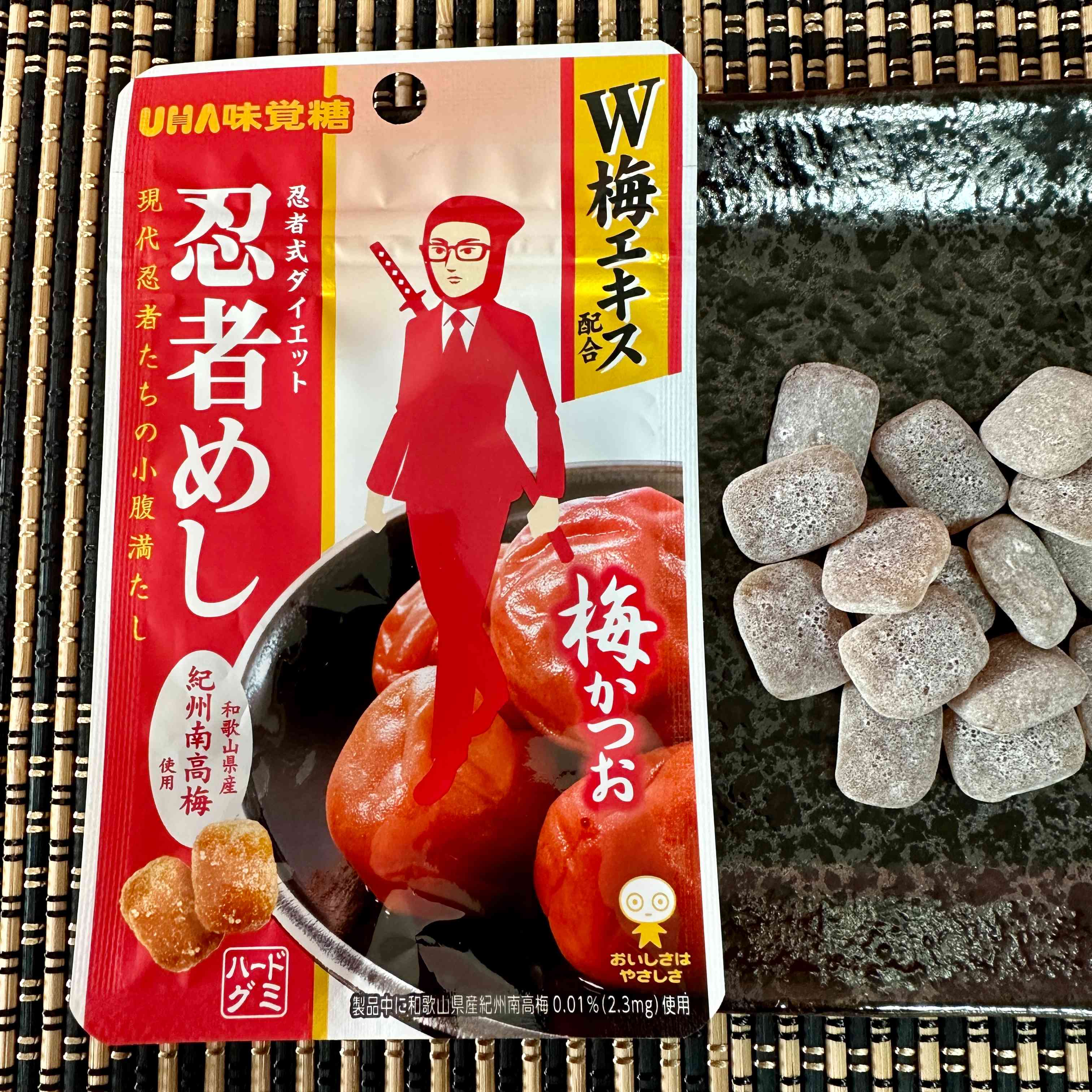 【UHA Mikakuto】 Ninja Meshi - Ume Katsuobushi　1piece　20ｇ